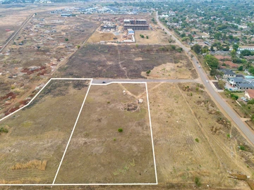 Commercial & Industrial Land
